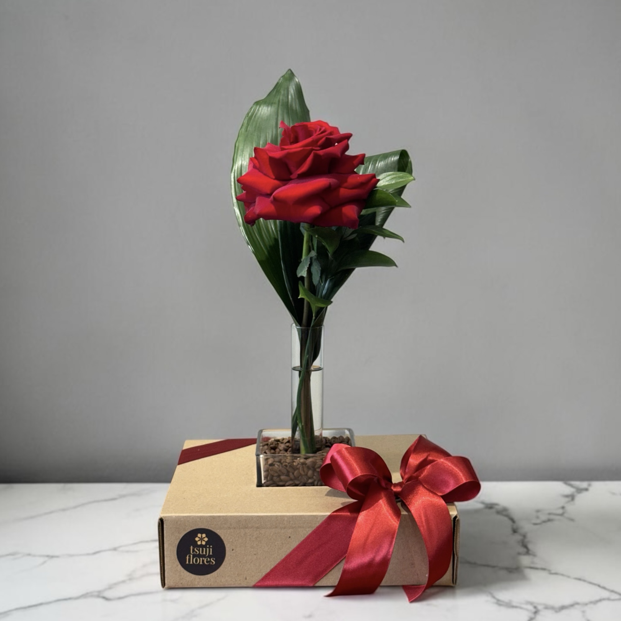 arranjo uno - uma rosa importada - Imagem 3